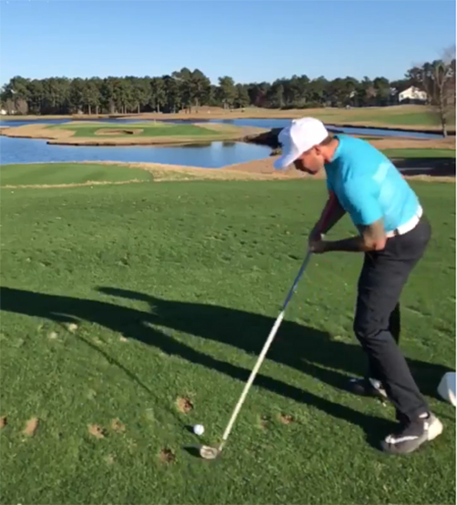 Video: Golfer born with no hands makes a hole-in-one - The Stiff Shaft